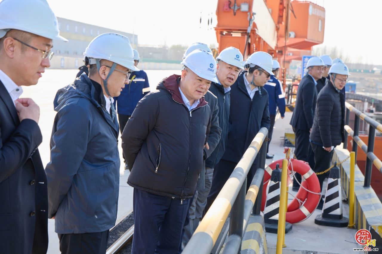 中远海运集运开通济南小清河港口水运通道首航仪式举行