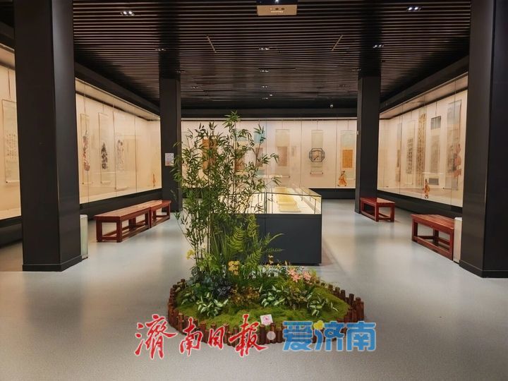 “五一”假期全市30家重点旅游景区累计接待游客395.78万人次