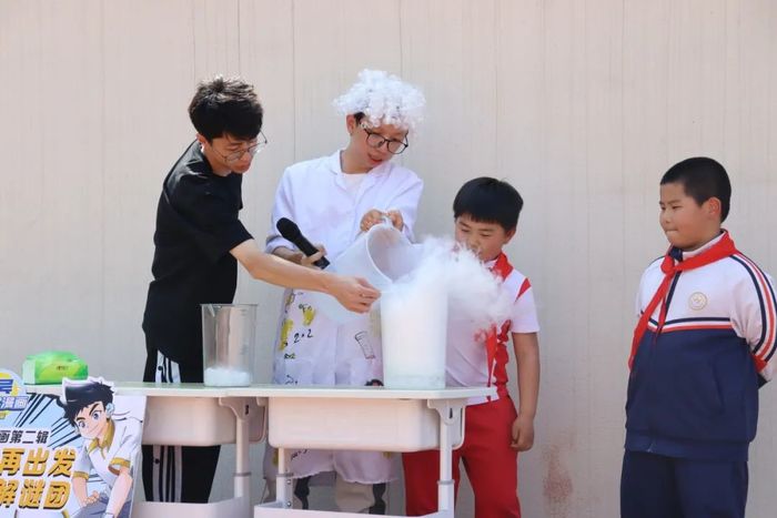 米吴科学秀走进枫景小学，带科学少年乘风破浪