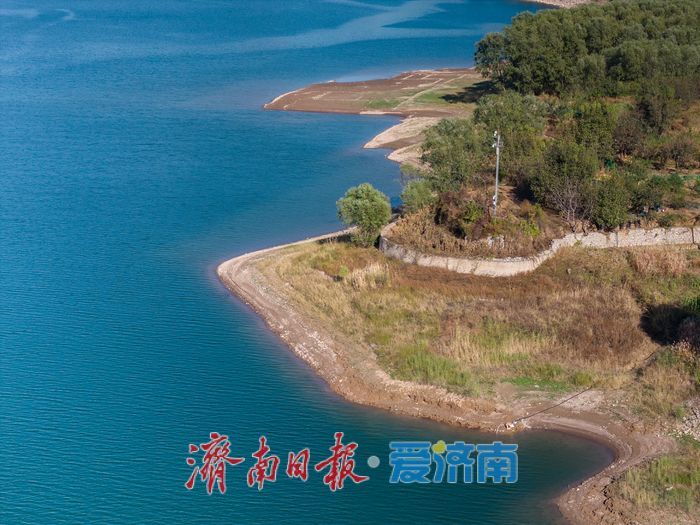 一年四季 泉在济南丨锦绣川水库秋色如画
