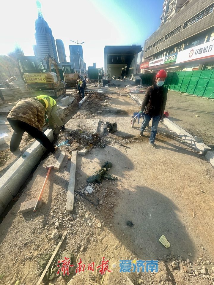 济南轨道交通4号线八一立交桥站站外恢复工作有序推进