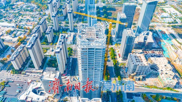 210米新地标！济南西部天际线迎来“云端相接”新景观