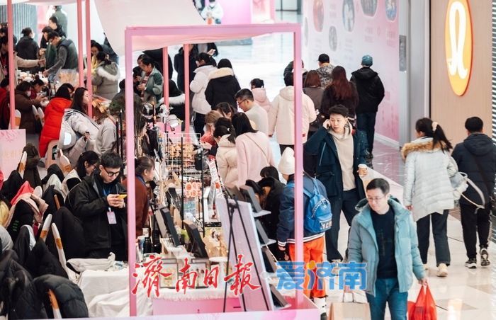 来济南商场“赶集”：年味浓，创意新