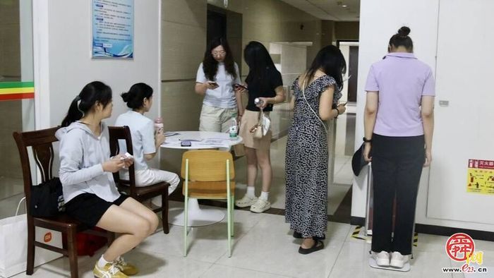 “YEAH归人”泉民夜校一课难求  济南青年开启硬核夜生活