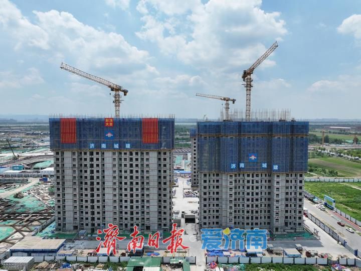 项目强省会｜城建集团起步区大桥片区“双碳”宜居项目主体结构全面封顶
