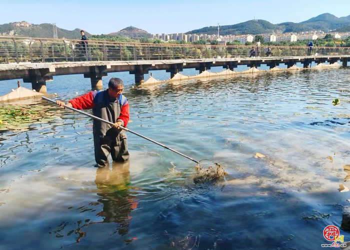 易通城建——国庆坚守在岗 城市保障在线