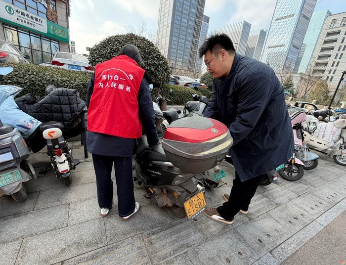 学雷锋见行动 济南热力集团开展“学雷锋”志愿服务系列活动