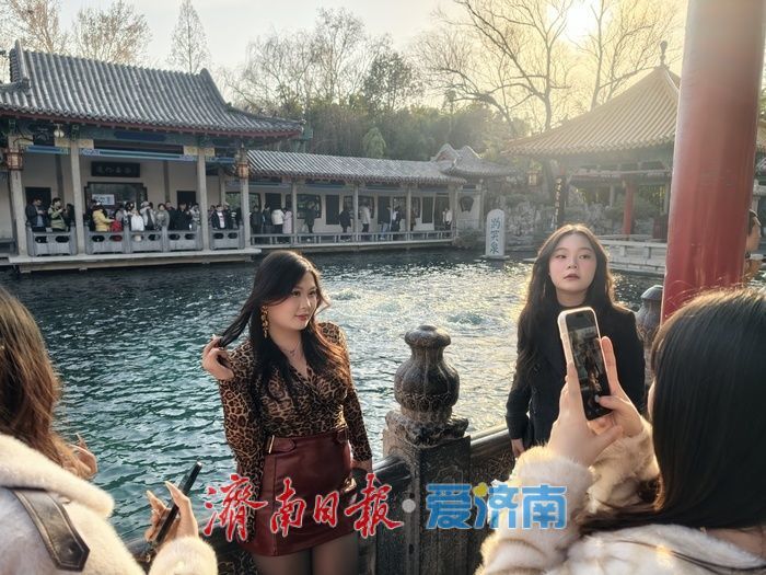 暖阳赏泉人气旺，16日起“三九寒”强势归来