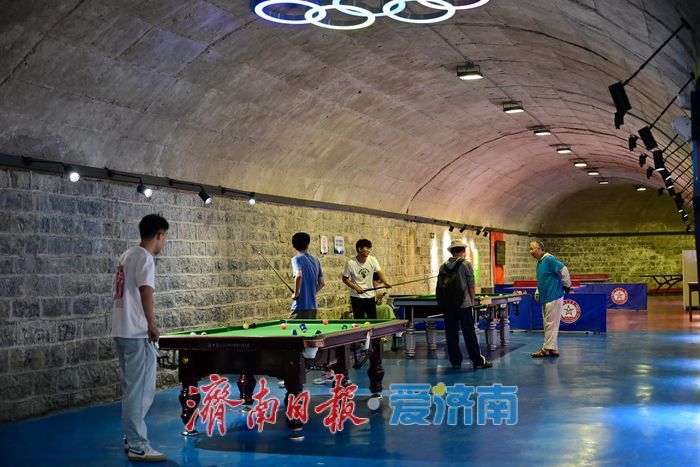 济南人防初心长廊变身多功能避暑宝地