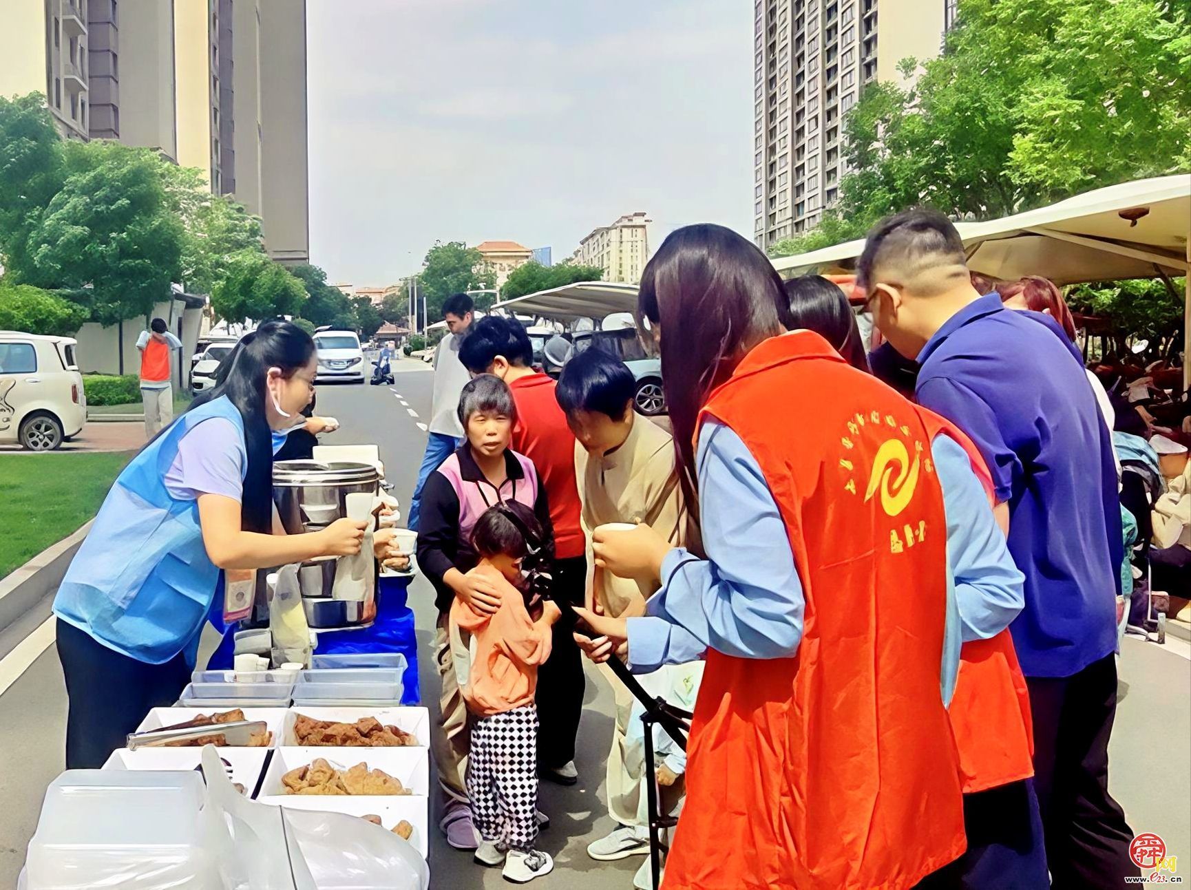 章丘这场“集”  烟火气拉满！泉水人家2026首场社区行热热闹闹收摊啦