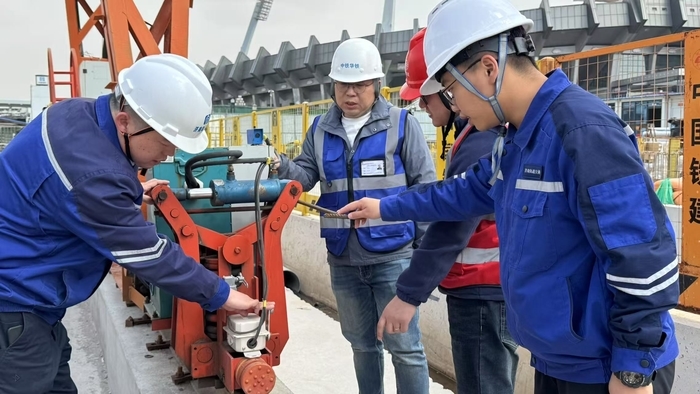 济南轨道交通全力迎战大风恶劣天气，24小时监控设备设施运行状态