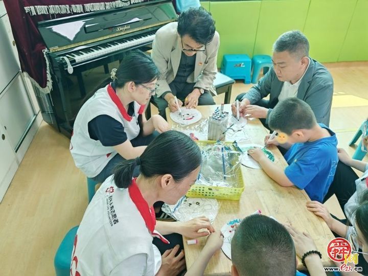 “集福泉城·粽香满明天”端午节爱心捐赠活动举行