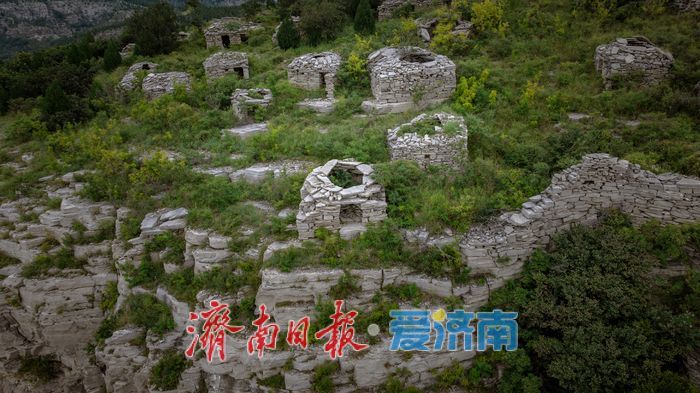 航拍济南梯子山：生态与古建交相辉映
