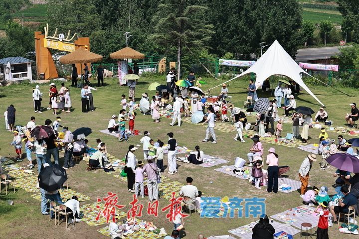 童趣市集欢乐开市