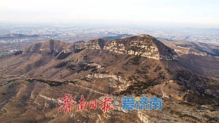 俯瞰群山超壮观！共绘胡山森林公园冬日山河图
