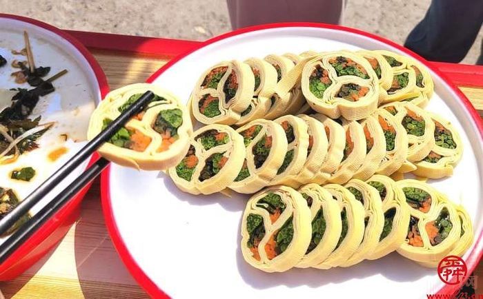 章丘宣讲带您走进舌尖上的“椿”天