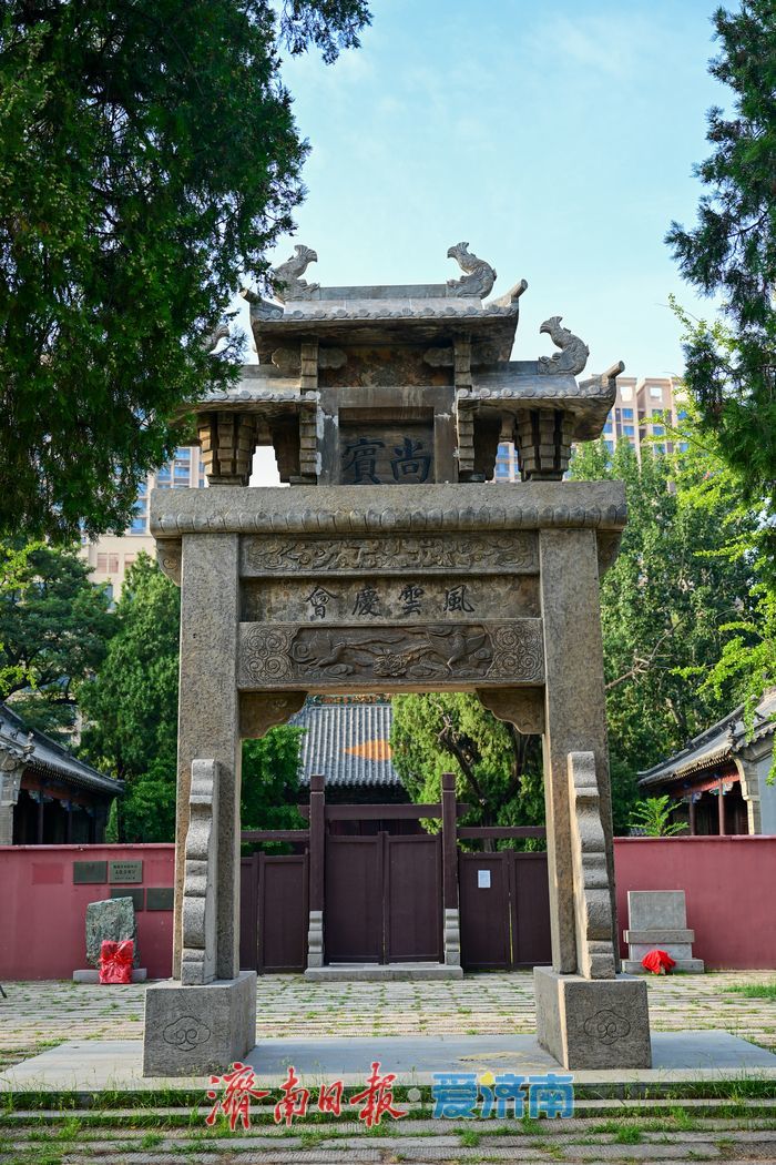 古韵兴福寺：城市西隅的宁静守望