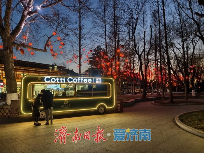 张灯结彩迎新春