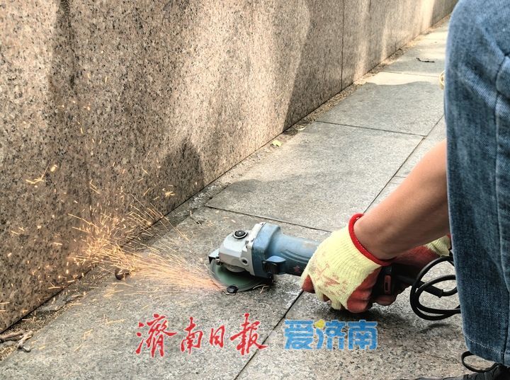 “清钉护路”守好脚下安全 ，济南开展城市道路“清钉护路”专项行动