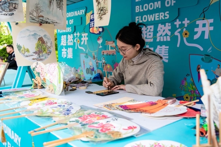 游园踏青打卡，文创美食潮饮 遇见明湖·超然花开市集精彩亮相