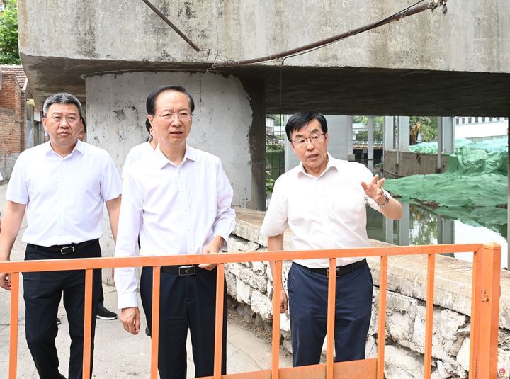 韩金峰带队开展民生实事项目专项监督调研