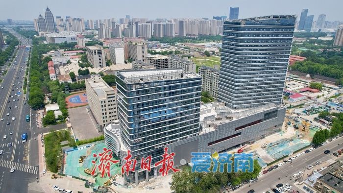 济南腊山 TOD 项目建设提速：幕墙初成，西城新地标轮廓显现