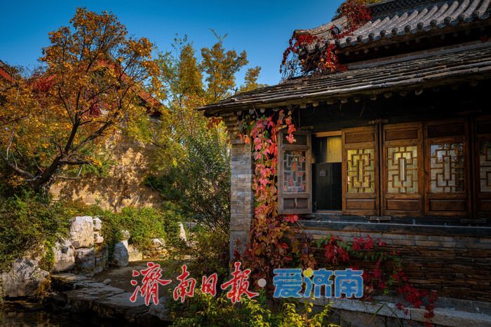 济南明水古城：秋日古意浓，水韵与斑斓交织的诗意画卷