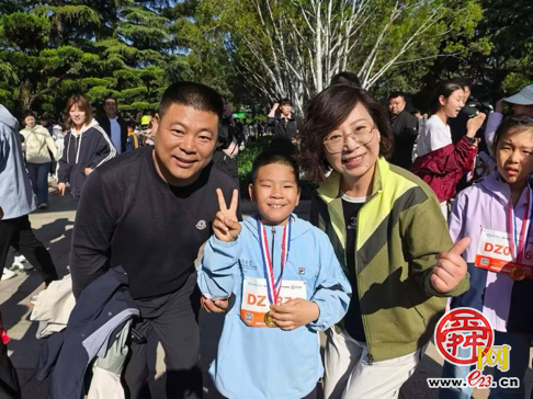 开跑！春日悦动 健康奔跑 ——燕山小学教育集团举行亲子欢乐跑活动