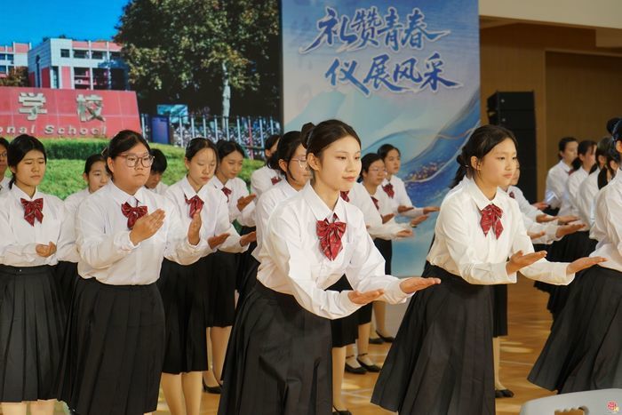 济南旅游学校举办“礼赞青春 仪展风采”礼仪文化节