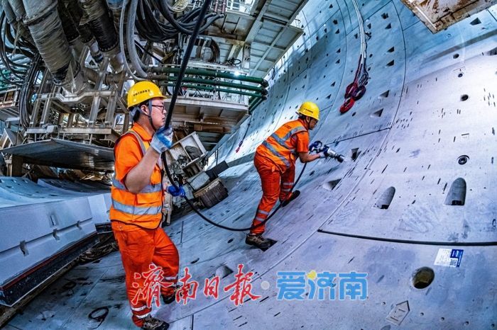 项目强省会｜济南市黄岗路穿黄隧道顺利完成黄河段掘进任务