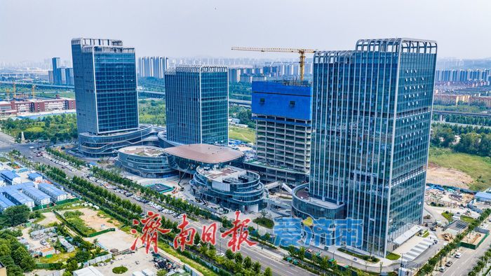 项目强省会｜老工业基地蝶变科创高地 智想城 AI 智园打造济南大模型创新工场