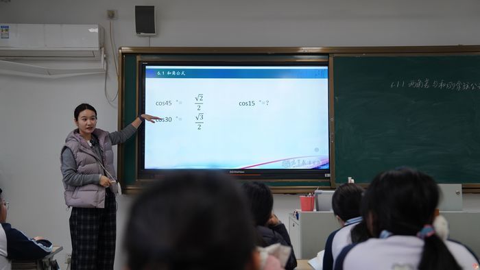 聚焦质量促提升 策马扬鞭启新程 ——济南传媒学校迎接“开学第一课”督导检查
