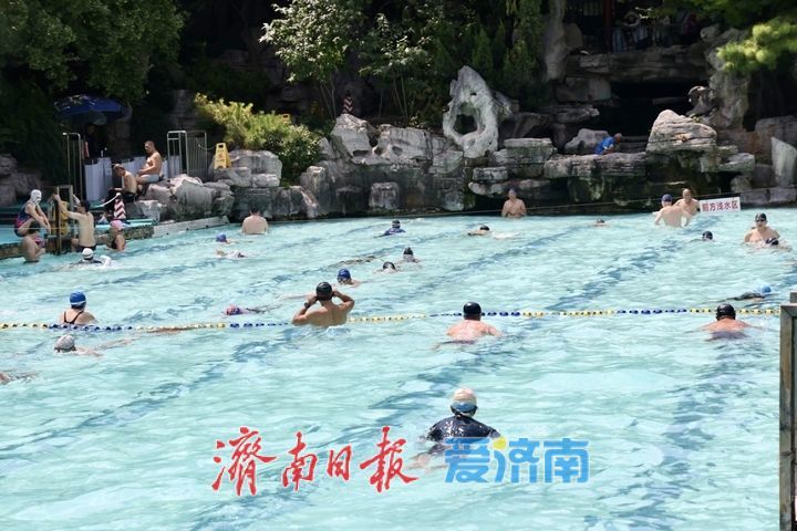 一年四季 泉在济南丨高温来袭 泉水浴场成市民消暑好去处