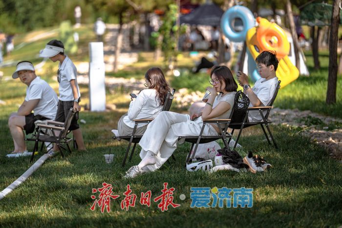 一年四季 泉在济南丨玉符河变身“生态乐园” ，戏水露营热了乡村经济