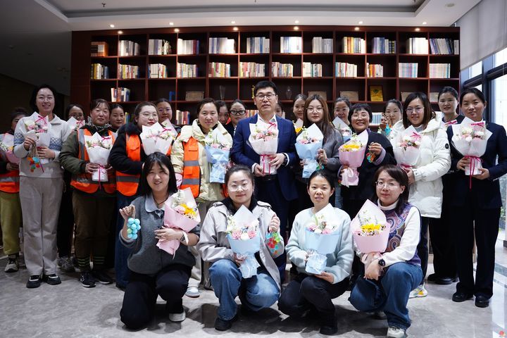 中建科技（济南）公司组织开展“赋能她时代·奋进新征程”三八妇女节活动