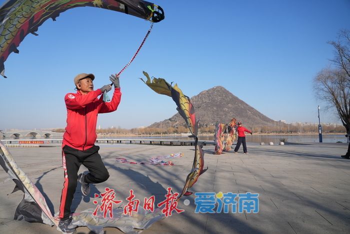 迎新春舞“彩龙”，乐享健身与传统年味