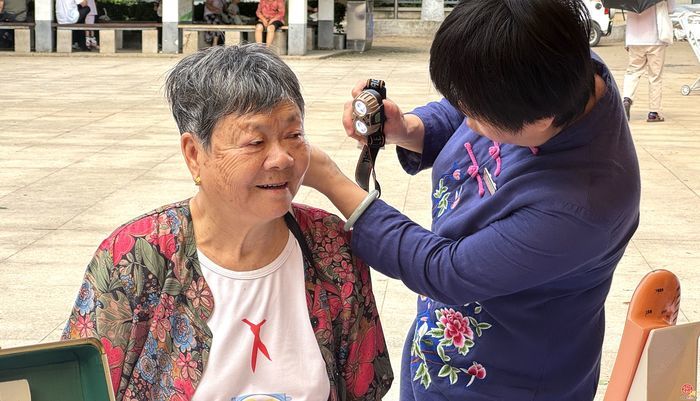 活动回顾｜泉水人家市集首进舜园社区！熟食香、瓜果甜，居民下楼就开逛
