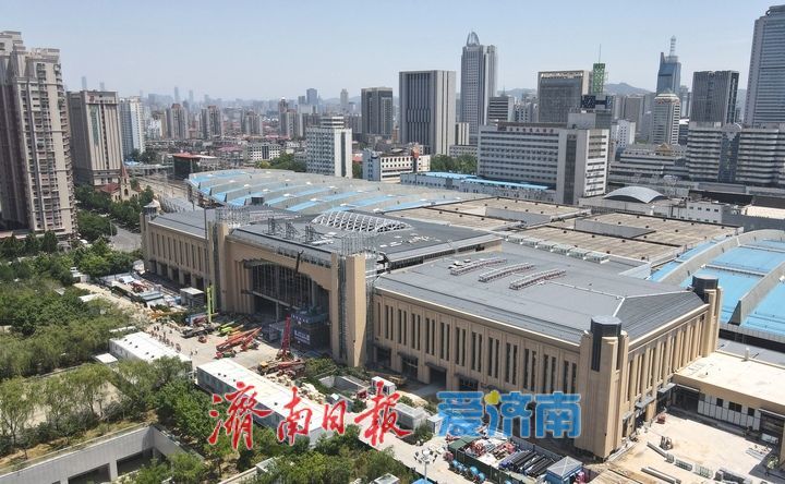 “新装”上身，济南站增设北站房主体结构装修接近尾声