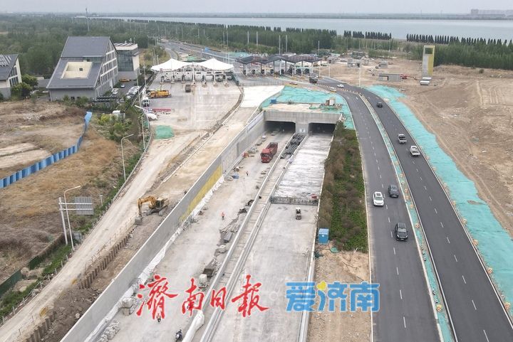 济南黄河济泺路隧道黄河北岸新收费站启用