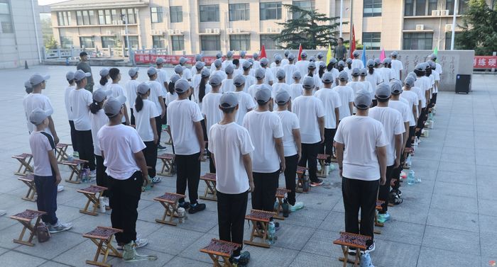 “爱我国防”军事体验活动第一期第二日 ——汗水浇灌成长，迷彩青春正当时