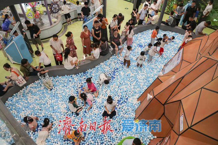 这个暑假，与科技来一次亲密接触