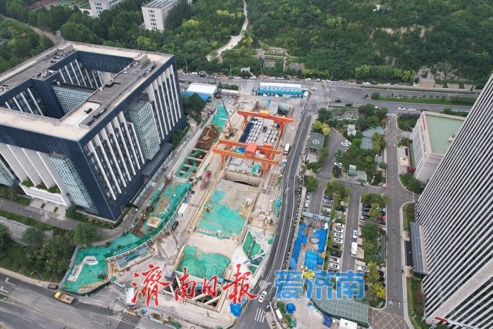 济南轨道交通7号线龙奥大厦站建设稳步推进 打造地下三层岛式站台车站典范