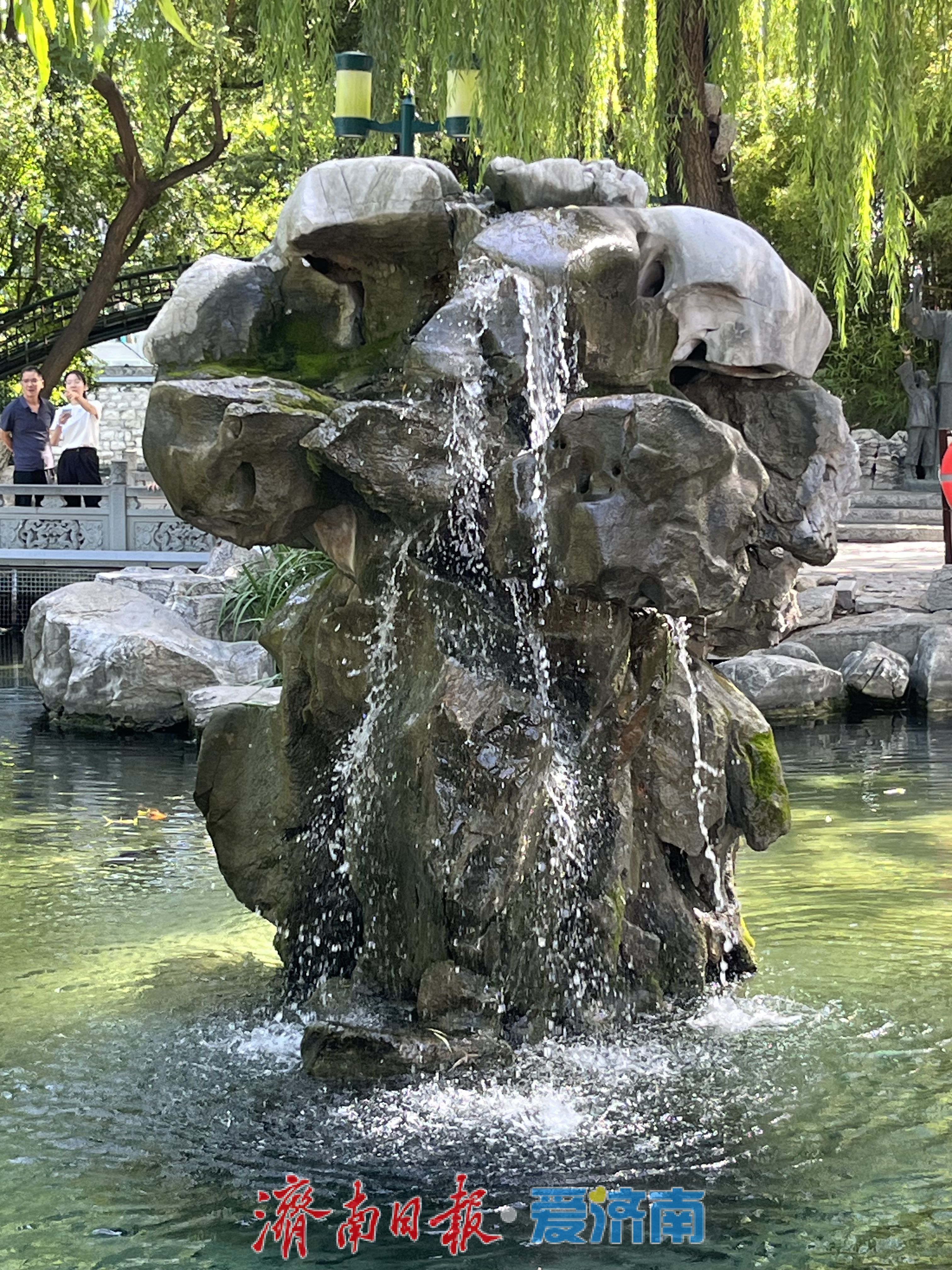 突破29米大关，济南“月牙飞瀑”景观重现，72名泉全面复涌