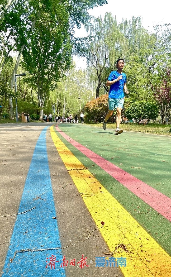 济南森林公园成市民露营健身好去处