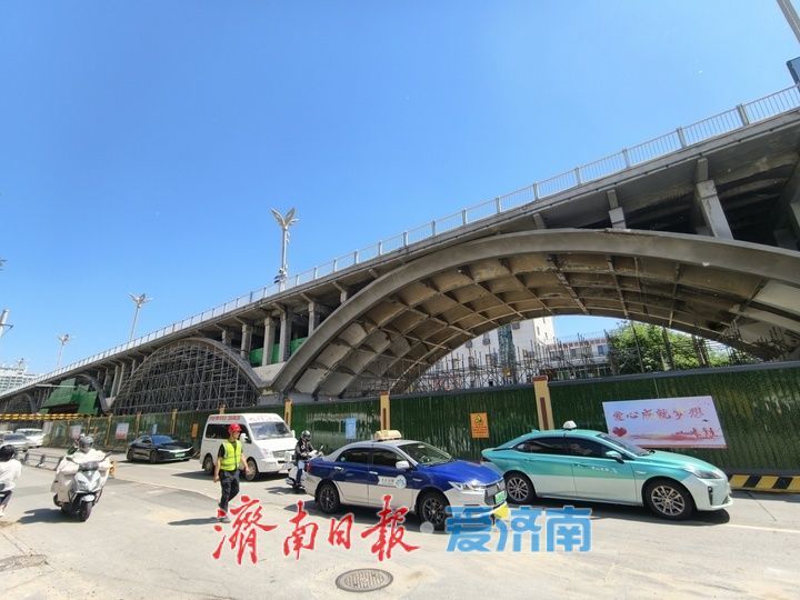 百年天桥迎来关键施工！济南纬二路铁路天桥5月10日起桥上全封闭施工