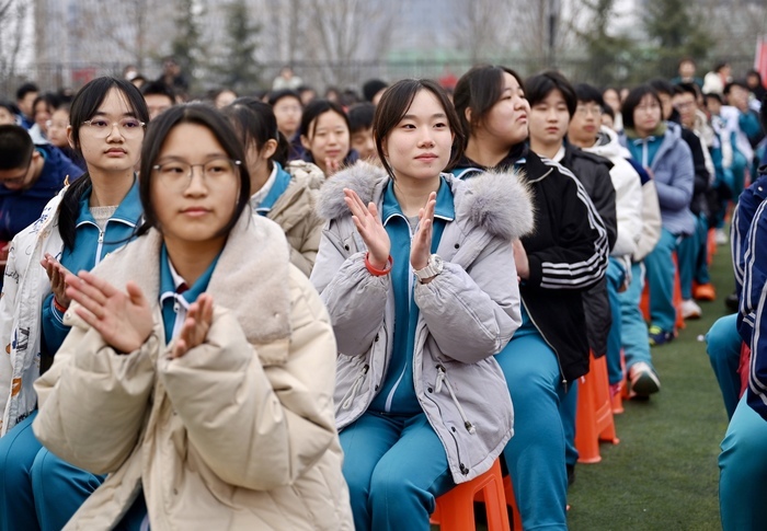 “现场满足！”“马上安排！”……面对学生心愿，山师大二附中花