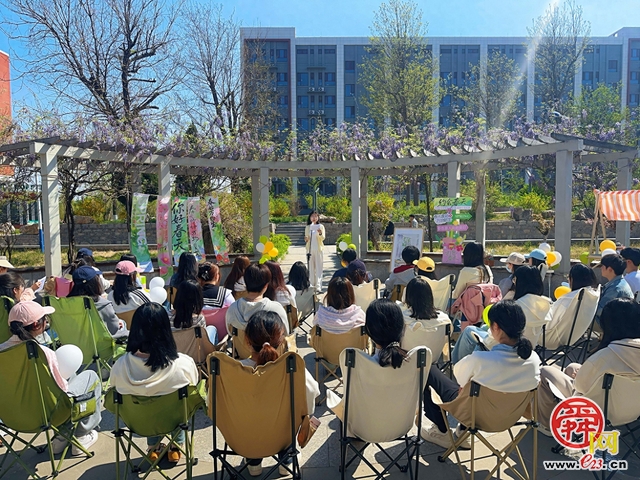 把课堂搬进春天里，一场“阅”会背后的教学改革探索