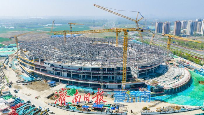16.6万㎡游泳馆安装装修全面铺开 民生工程提速推进