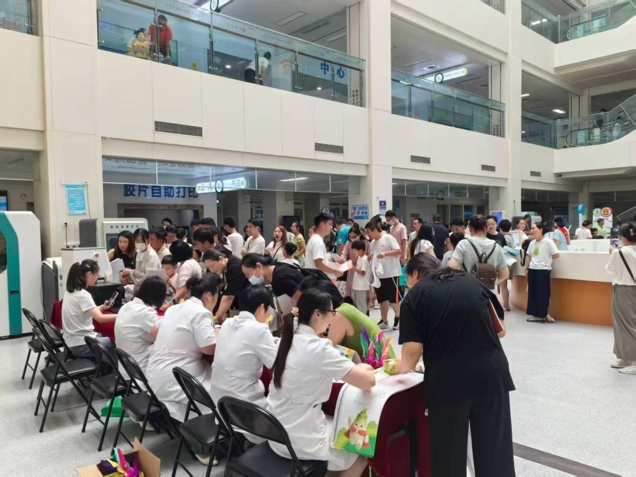“小竹笋”儿童健康关爱行动第四期活动在山东大学附属儿童医院举办