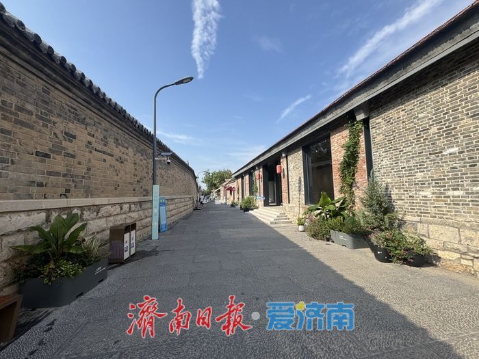 一年四季 泉在济南丨济南上新街秋日焕彩 成市民游客休闲好去处